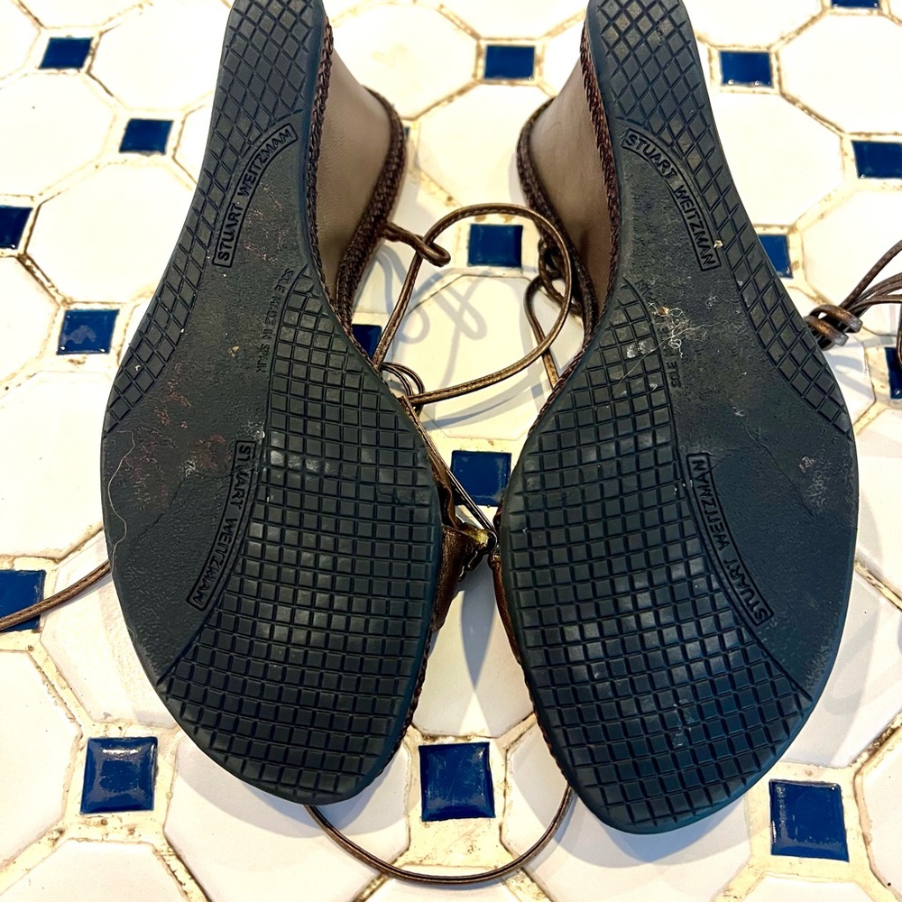 EUC SZ6 StuartWeitzman Lace up Rhinestone Bronze Wedges - Picture 4 of 4
